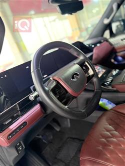 إنفينيتي QX80